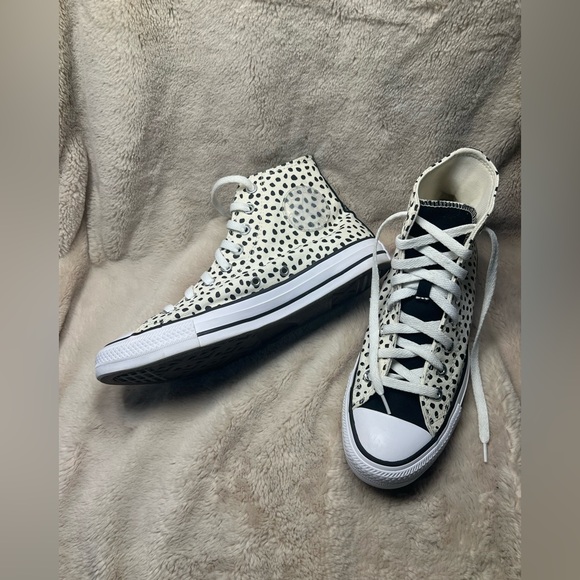 Converse Shoes - Converse high-top sneakers are the "Welcome to the Wild” womens size 10